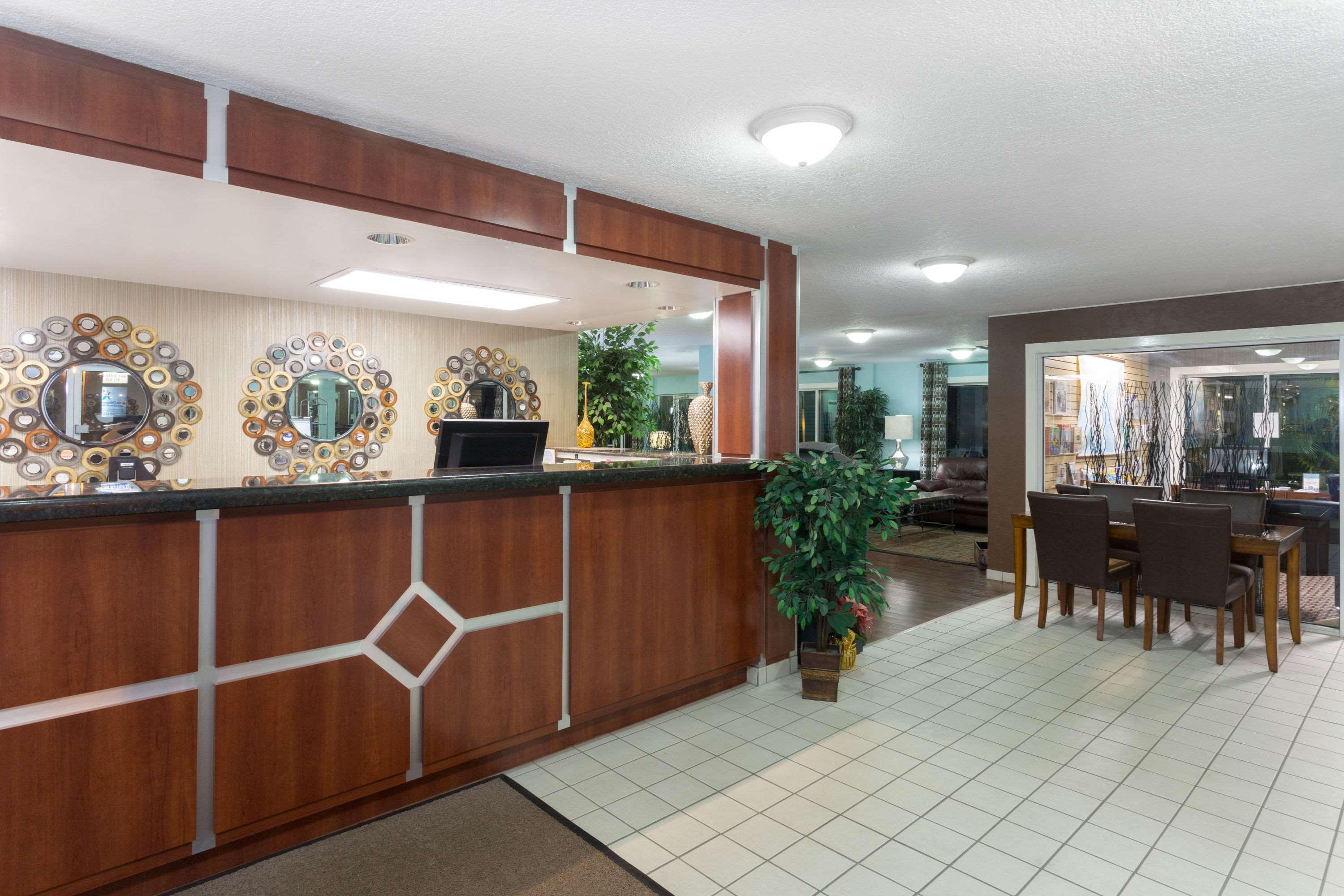 Days Inn By Wyndham Port Charlotte Town Center المظهر الخارجي الصورة